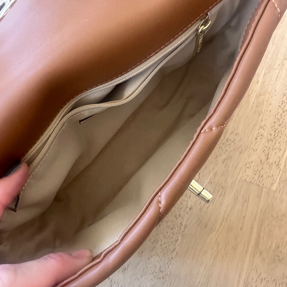 Cognac brown quilted purse - Picture 8 of 11